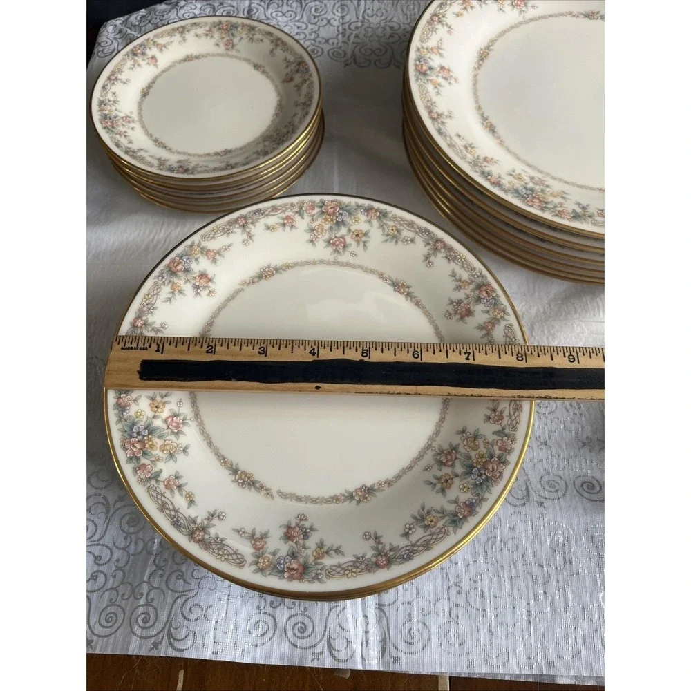 Noritake Ivory China #7246 Gallery 30 Piece Set Floral Gold Trim Dishes /Bowls